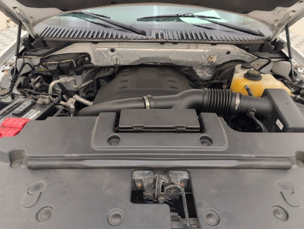 Used 2015 Ford Expedition EL XLT image 41