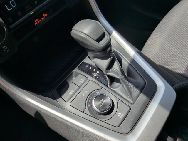 Used 2023 Toyota RAV4 LE AWD/4WD image 26