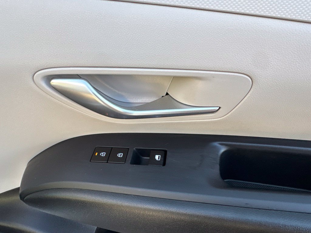 Certified 2025 Hyundai Tucson SE AWD/4WD image 28