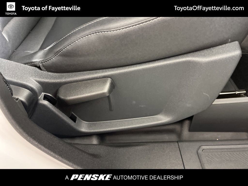 Used 2025 Ford Bronco Badlands image 7