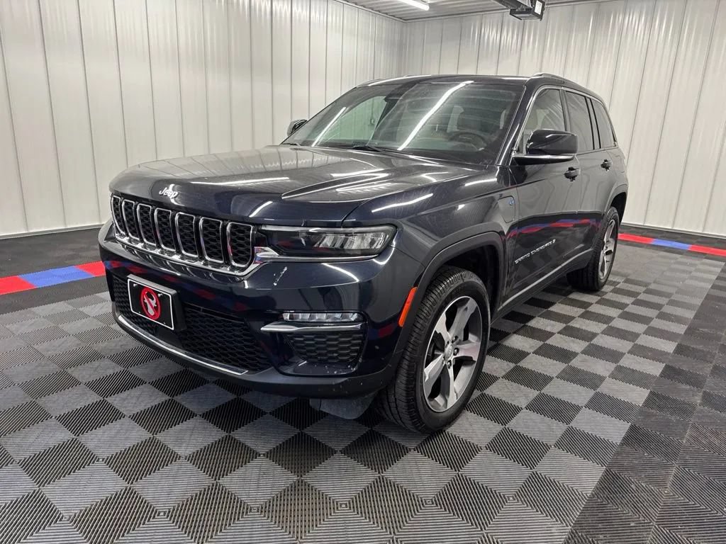 Used 2022 Jeep Grand Cherokee Limited 4xe AWD/4WD image 6