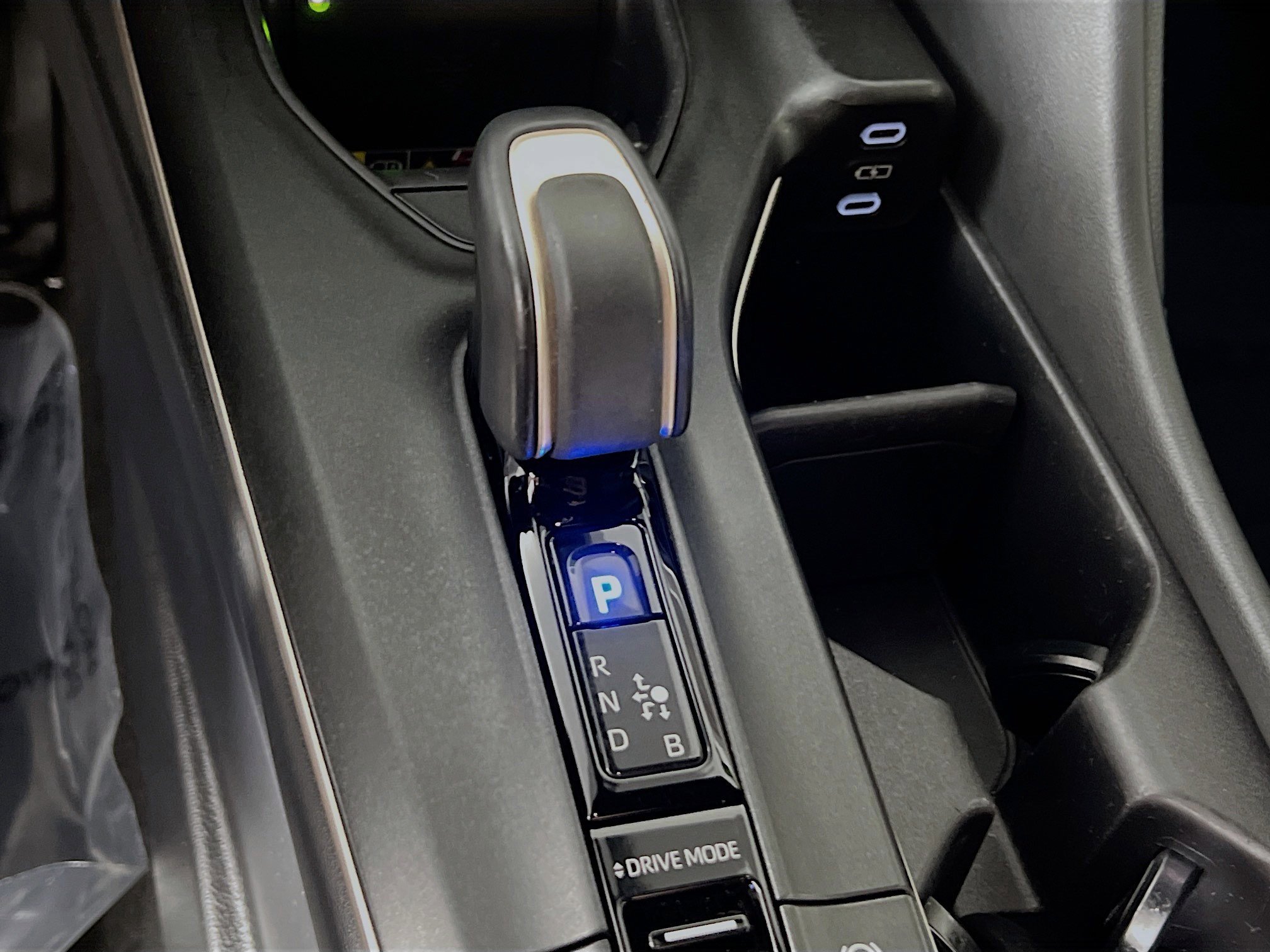 Used 2023 Toyota Crown XLE image 25