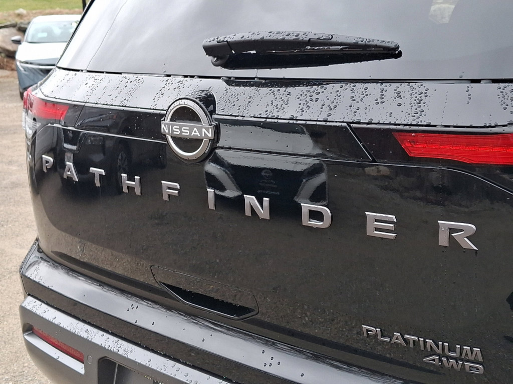 New 2026 Nissan Pathfinder Platinum AWD/4WD image 12
