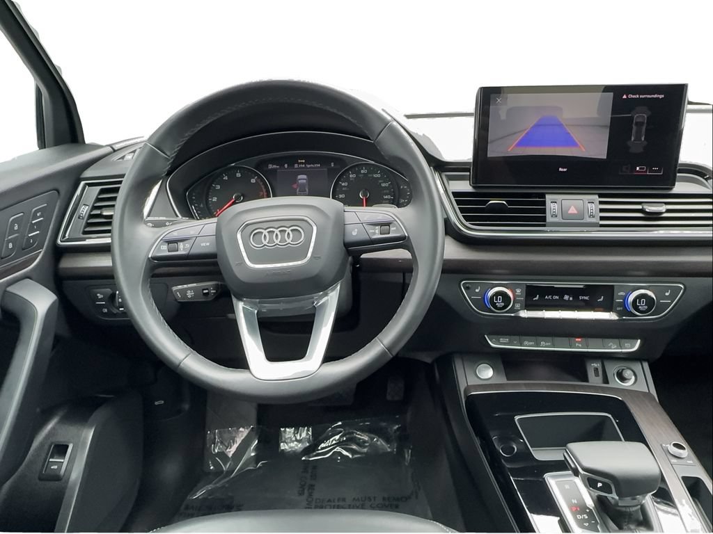 Used 2023 Audi Q5 2.0T Premium w/ Convenience Package AWD/4WD image 35