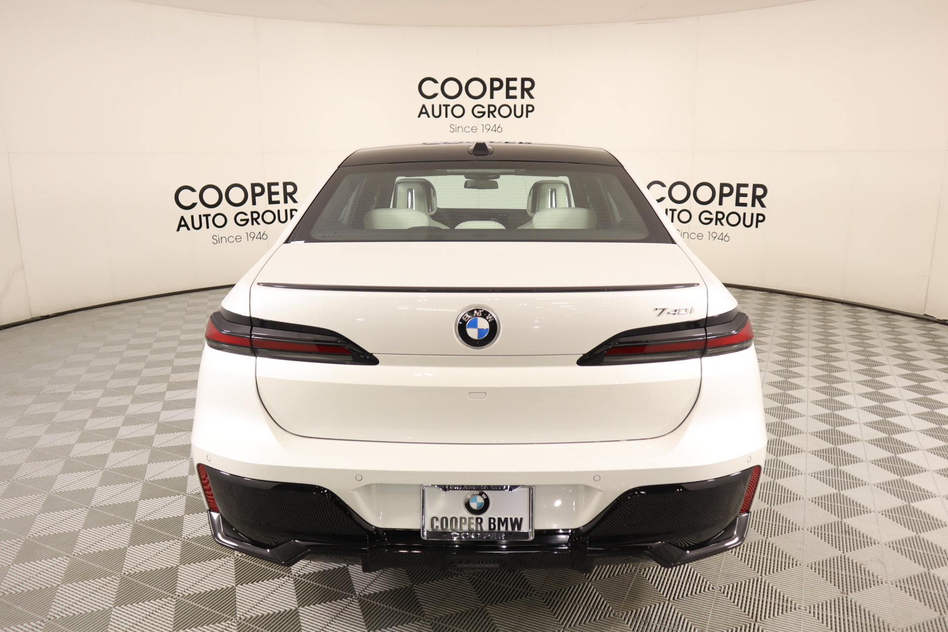 New 2026 BMW 740i RWD image 23