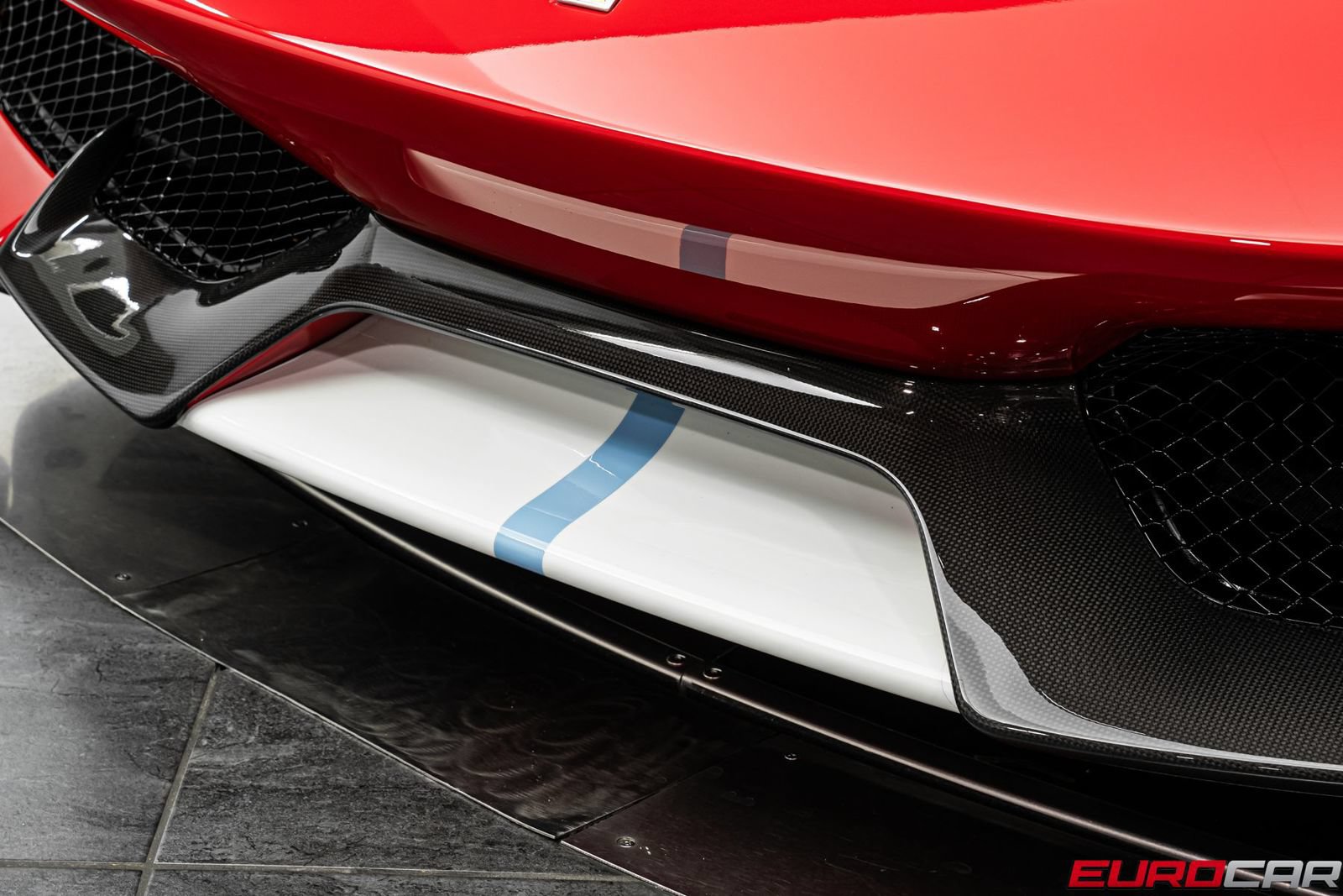 Used 2020 Ferrari 488 Pista Coupe RWD image 14