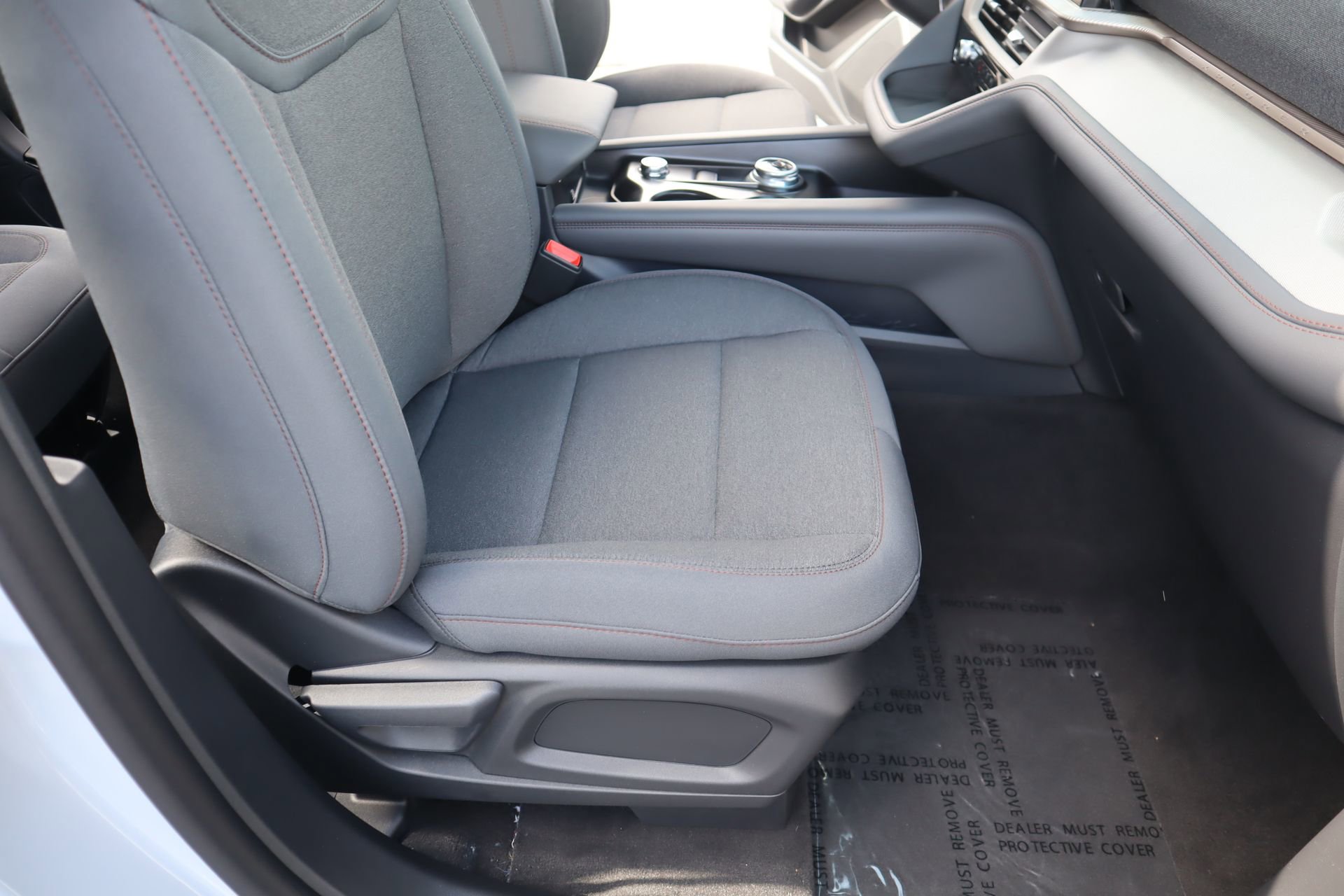 New 2026 Ford Explorer Active RWD image 14