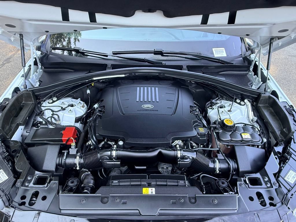 Used 2019 Land Rover Range Rover Velar R-Dynamic HSE AWD/4WD image 39