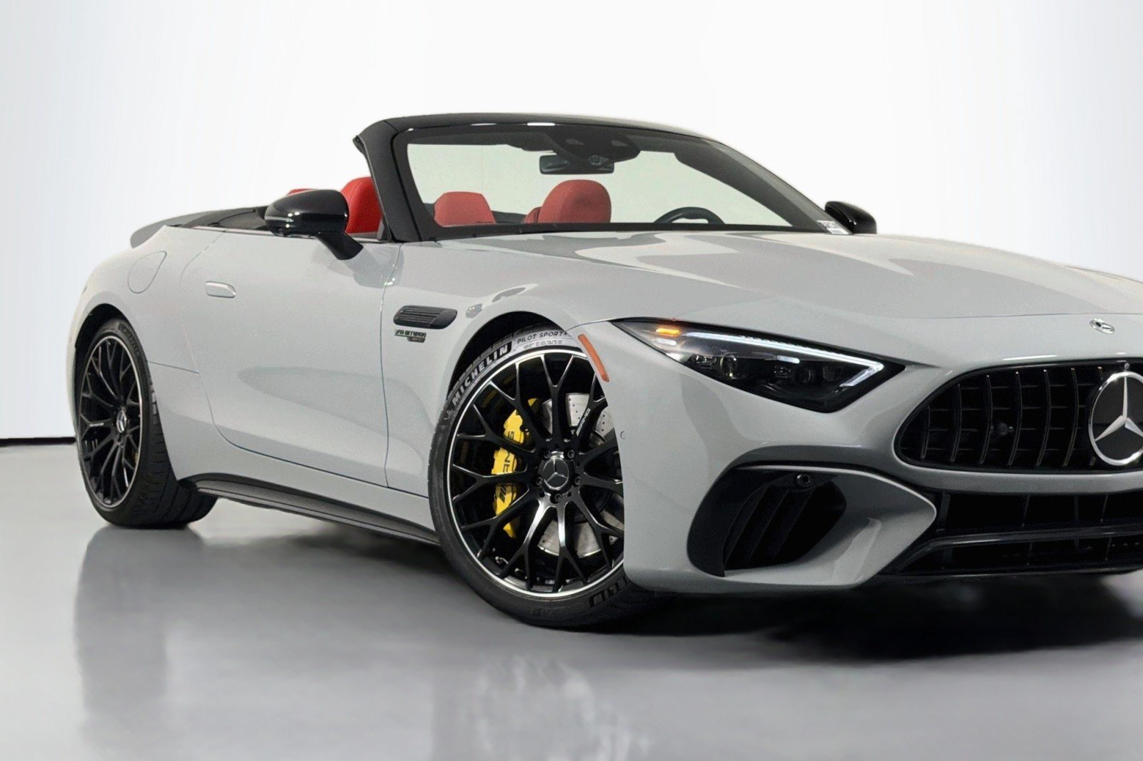Certified 2022 Mercedes-Benz SL 63 AMG 4MATIC image 16