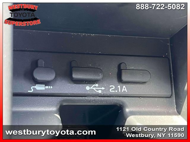 Used 2023 Toyota GR86 Premium w/ ALL Weather Mat Package (TMS) image 32