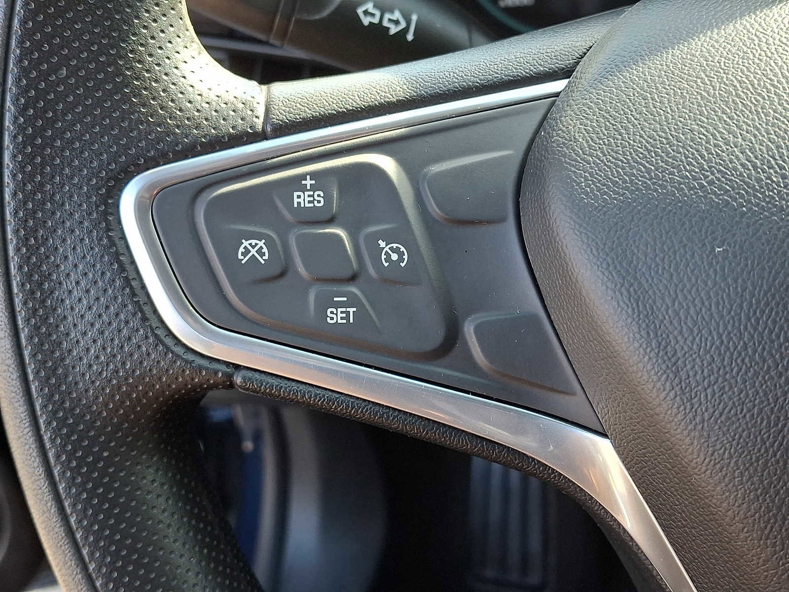 Used 2022 Chevrolet Malibu LT image 20