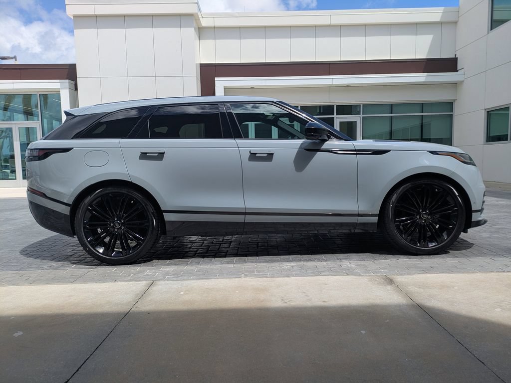 New 2026 Land Rover Range Rover Velar Dynamic SE AWD/4WD image 4