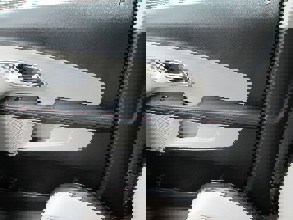 Certified 2013 Chevrolet Equinox LT w/ Power Convenience Package image 34