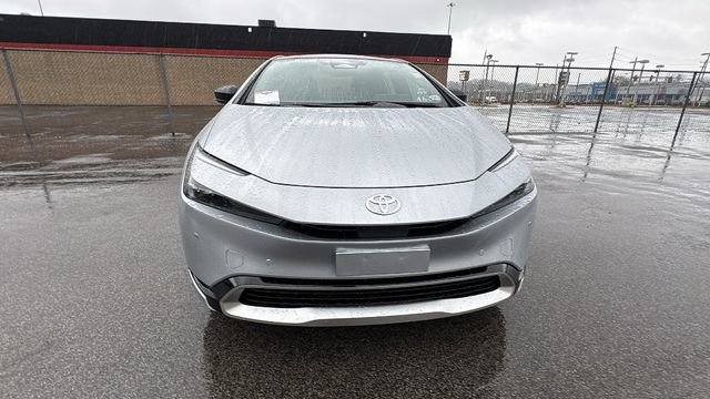 New 2026 Toyota Prius Plug-In Hybrid image 9