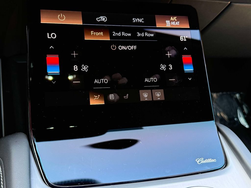 Used 2026 Cadillac Vistiq Luxury w/ LPO, Floor Liner Package AWD/4WD image 25