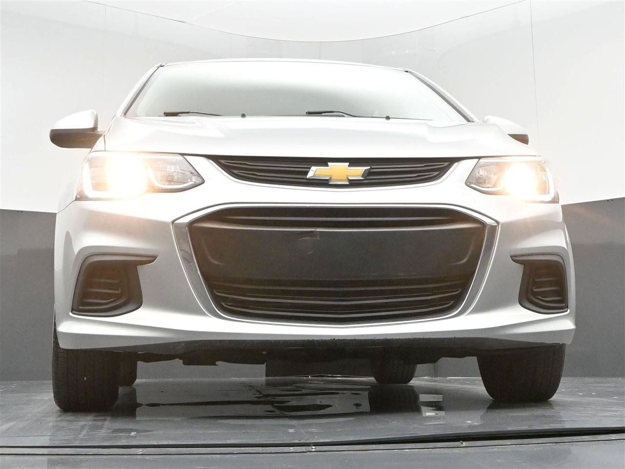 Used 2020 Chevrolet Sonic LT FWD image 30