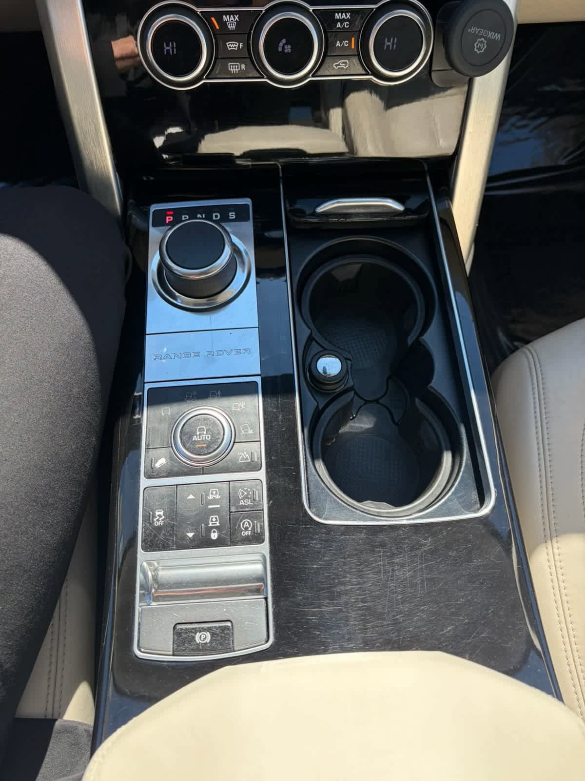 Used 2014 Land Rover Range Rover Long Wheelbase Supercharged AWD/4WD image 18