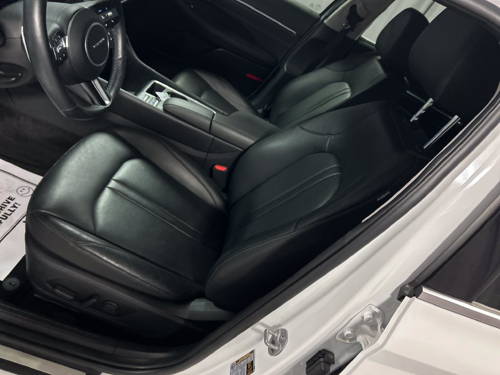 Used 2025 Hyundai Sonata Limited FWD image 10