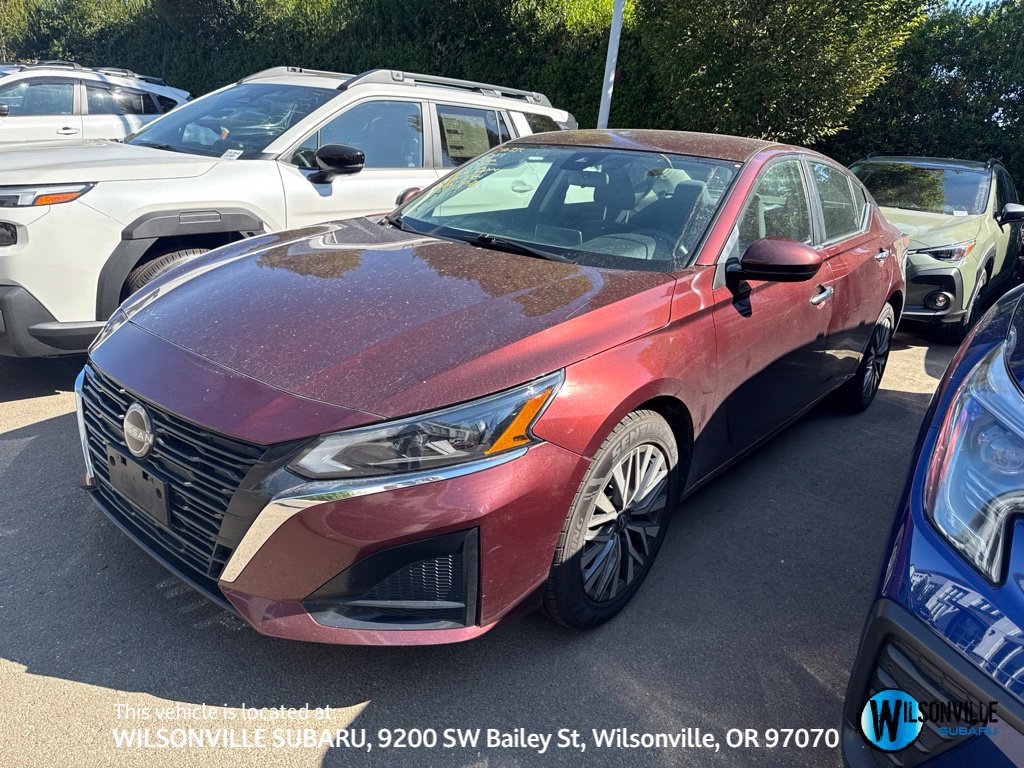 Used 2023 Nissan Altima 2.5 SV AWD/4WD image 1