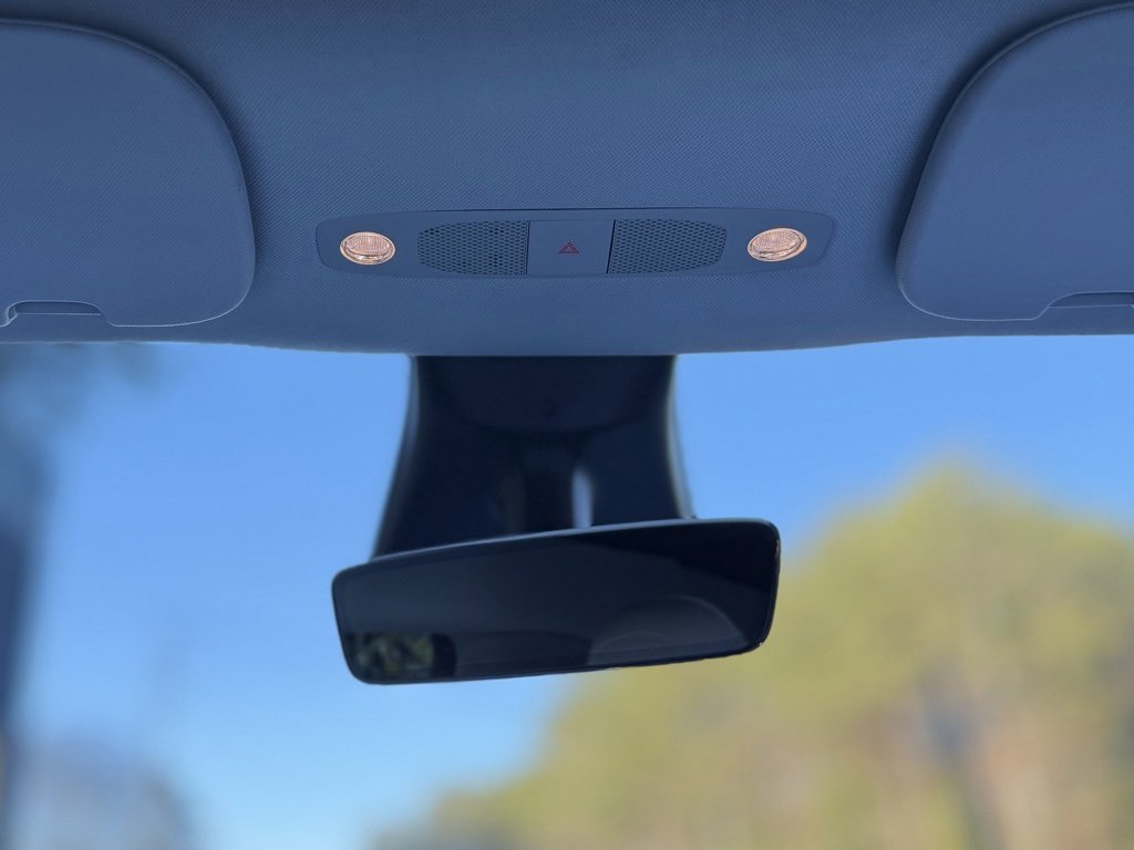 Used 2021 Tesla Model Y Long Range image 47