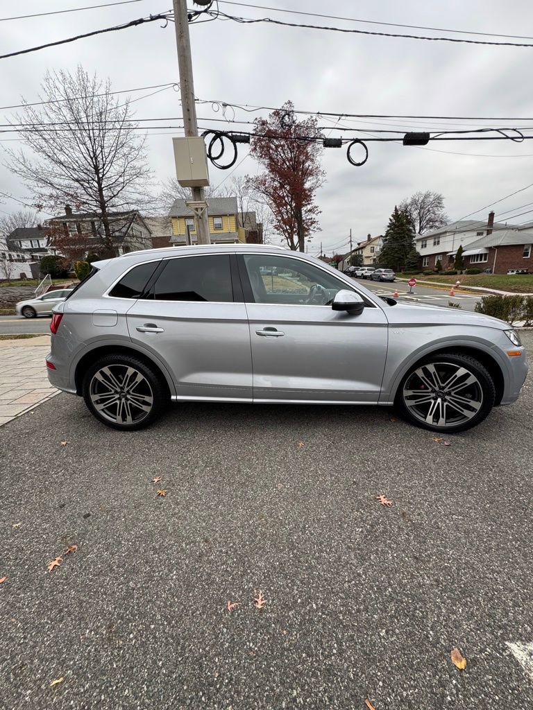 Used 2018 Audi SQ5 Prestige image 4