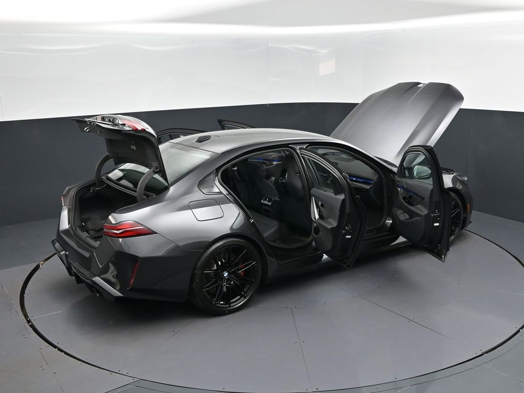 New 2026 BMW M5 w/ Executive Package AWD/4WD image 50