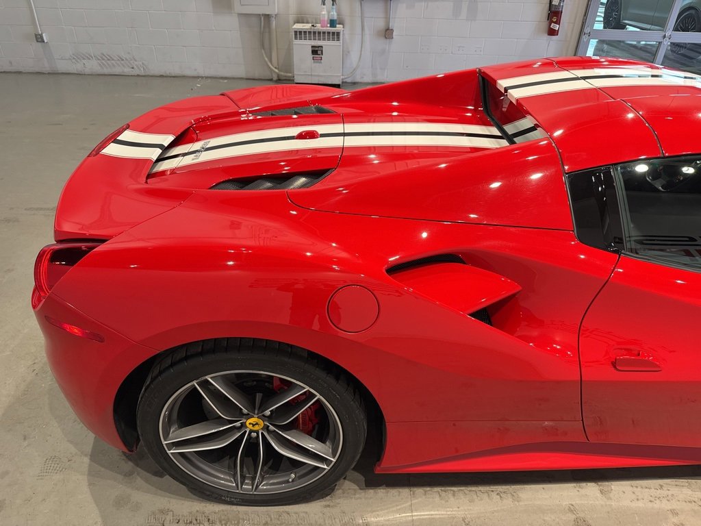 Used 2018 Ferrari 488 Spider image 14