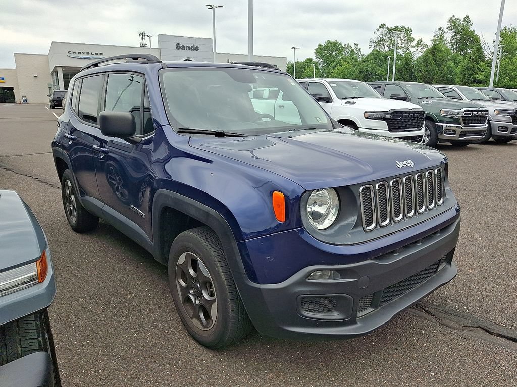 Used 2017 Jeep Renegade Sport w/ Power & Air Group AWD/4WD image 4
