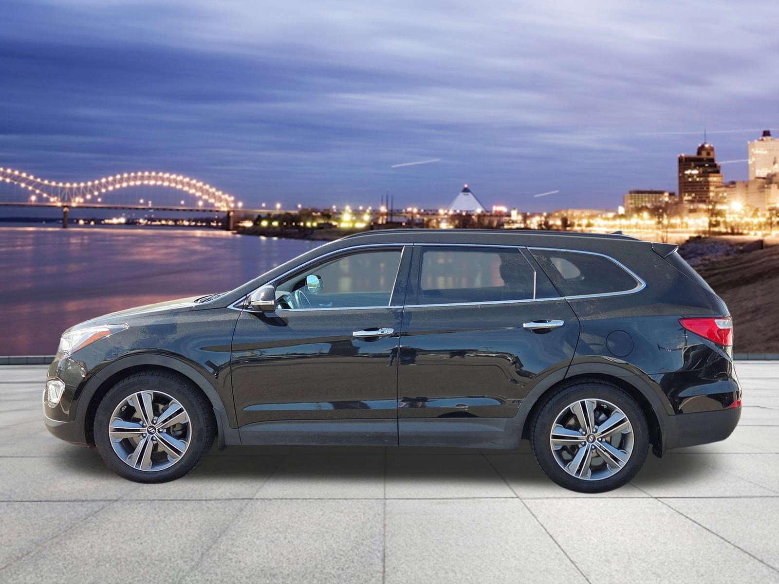 Used 2015 Hyundai Santa Fe Limited w/ Option Group 04 image 2