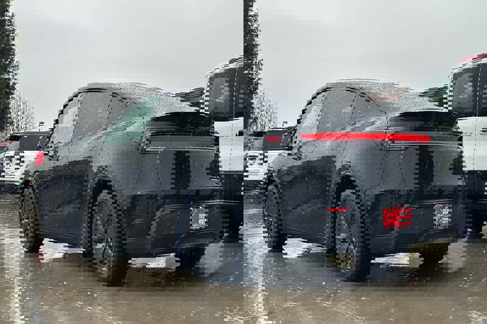 Used 2026 Tesla Model Y Long Range image 7