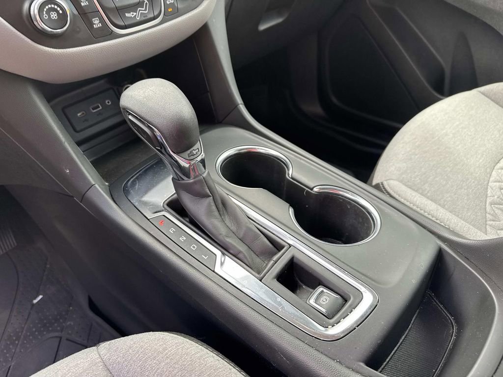 Used 2023 Chevrolet Equinox LS w/ LPO, Floor Liner Package FWD image 26