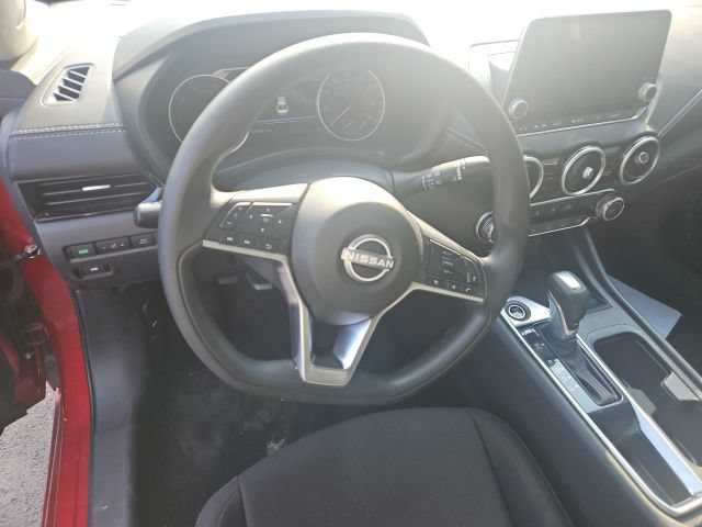 Used 2025 Nissan Sentra SV FWD image 11