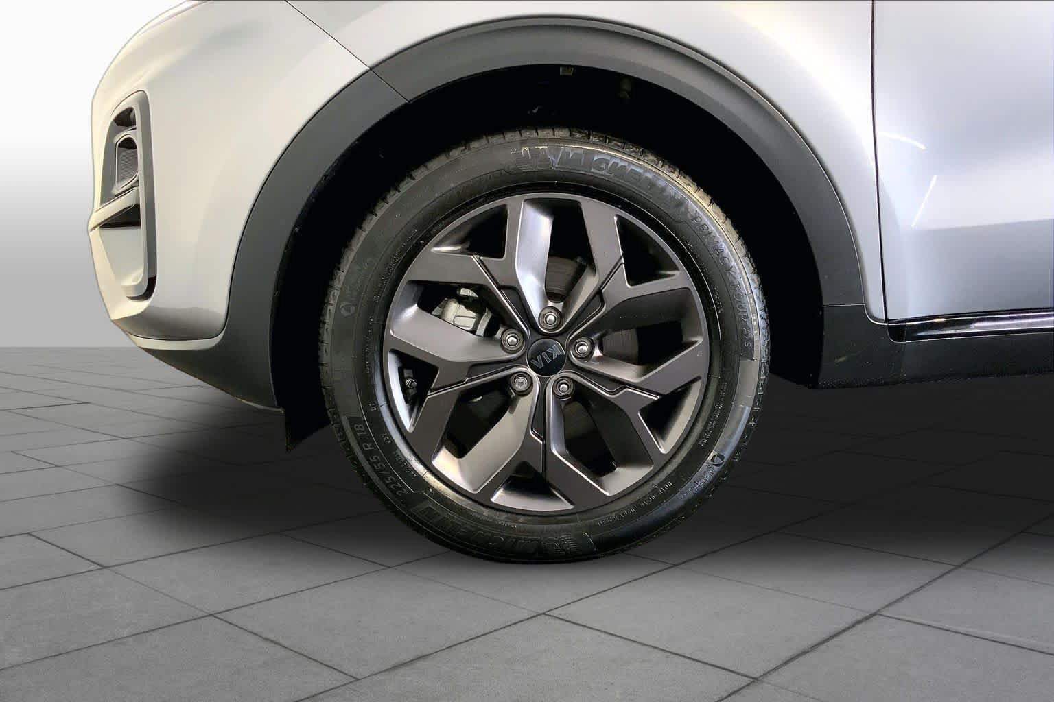 Used 2022 Kia Sportage Nightfall Edition AWD/4WD image 11