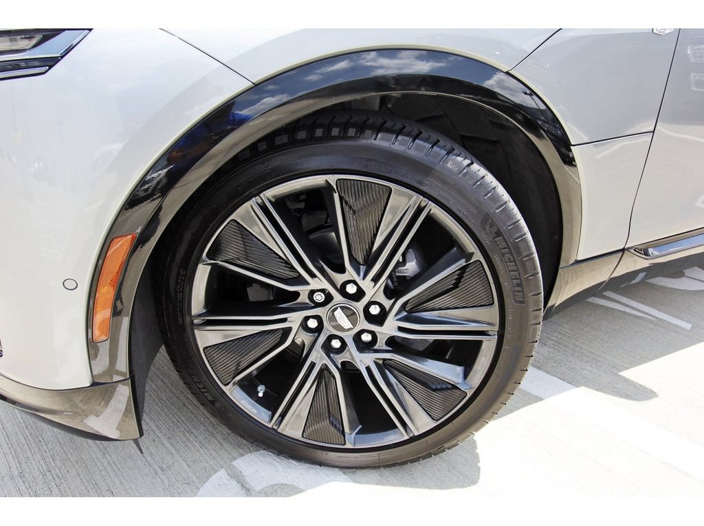 Used 2024 Cadillac Lyriq Sport w/ LPO, Floor Liner Package AWD/4WD image 30