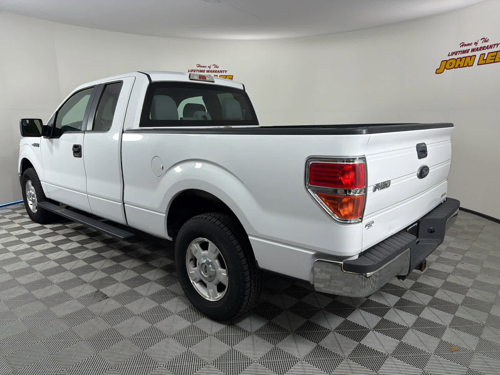 Used 2014 Ford F150 XLT w/ Equipment Group 301A Mid image 3