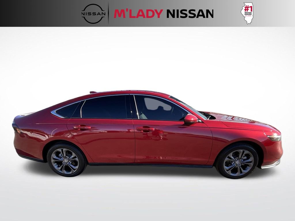Used 2023 Honda Accord EX image 5