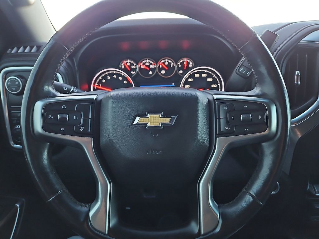 Used 2019 Chevrolet Silverado 1500 LT w/ Texas Edition image 30