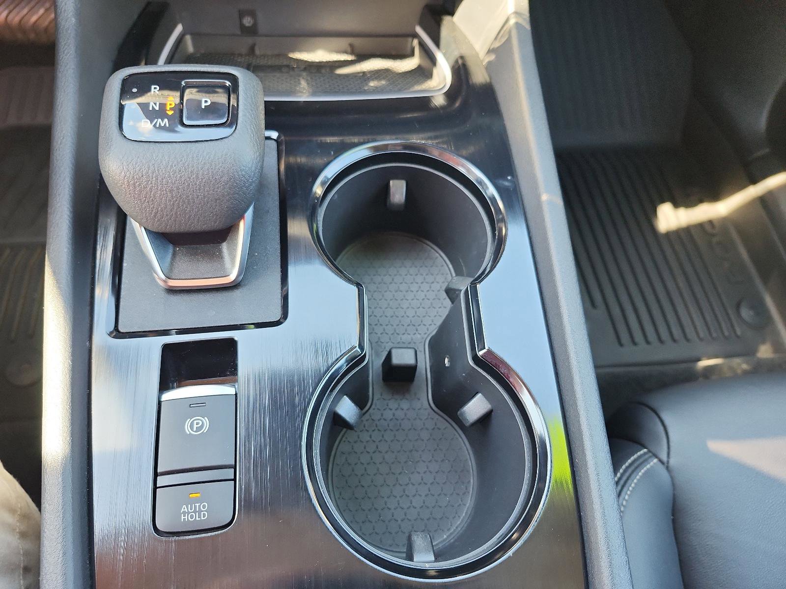 Used 2024 Nissan Rogue SL w/ SL Premium Package image 20