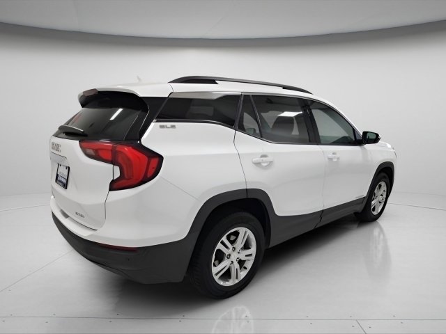 Used 2020 GMC Terrain SLE w/ Driver Convenience Package image 11