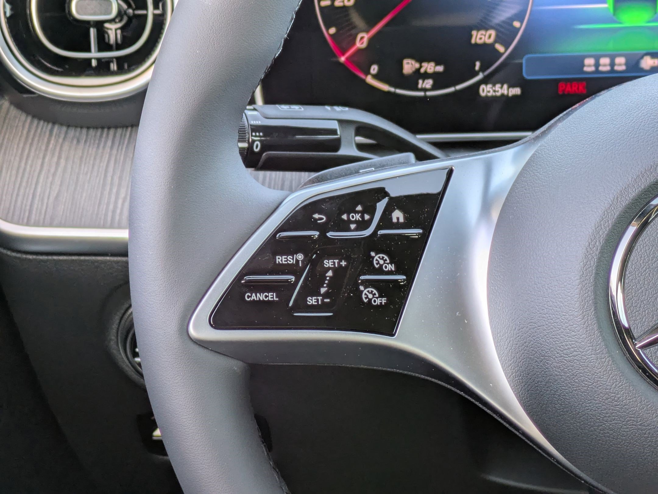 Used 2025 Mercedes-Benz C 300 4MATIC Sedan image 19