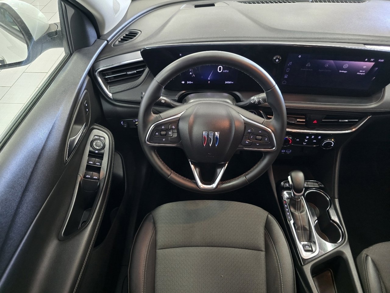 Used 2025 Buick Encore GX Preferred FWD image 21