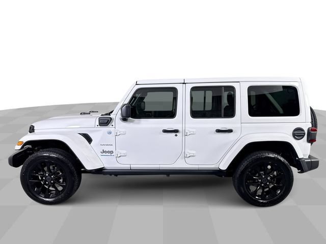 Used 2024 Jeep Wrangler Unlimited Sahara w/ Technology Group AWD/4WD image 5