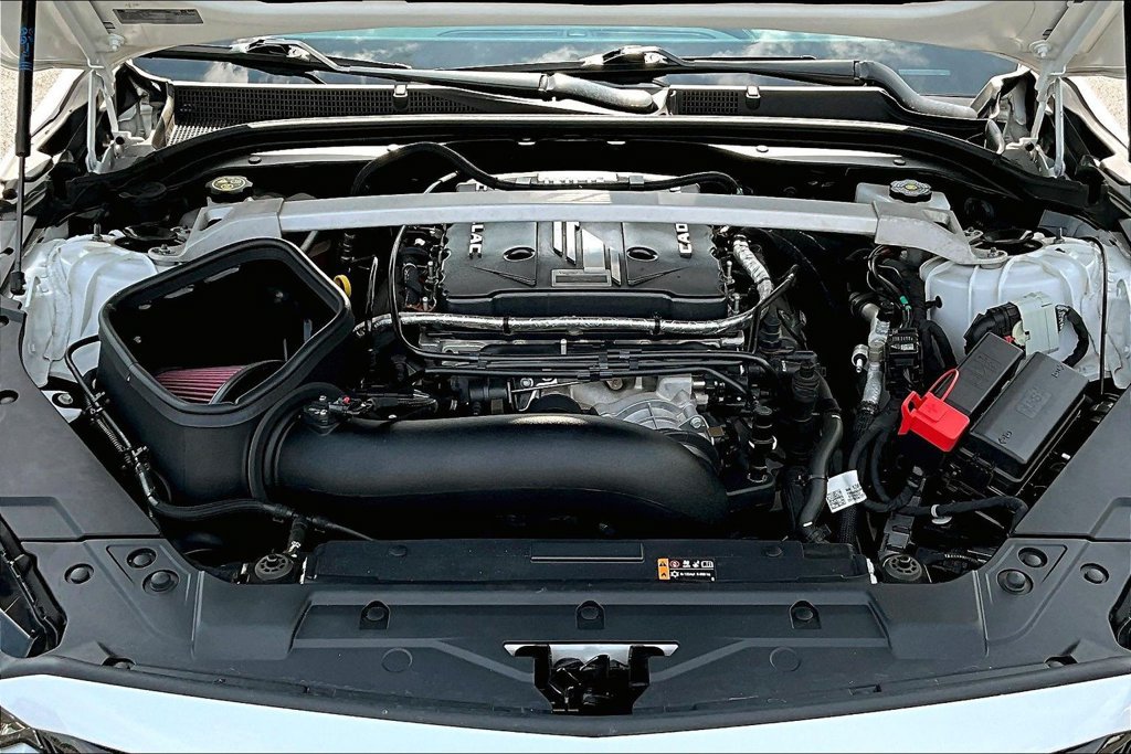 Used 2023 Cadillac CT5 V Blackwing w/ LPO, Bronce Accent Package RWD image 31