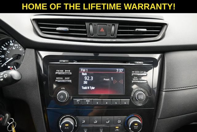 Used 2017 Nissan Rogue S AWD/4WD image 29