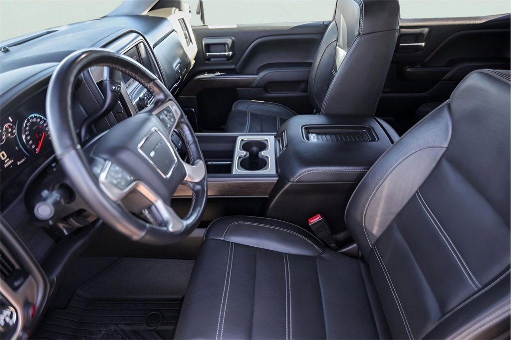 Used 2019 GMC Sierra 2500 Denali w/ Suspension Package, Off-Road image 12