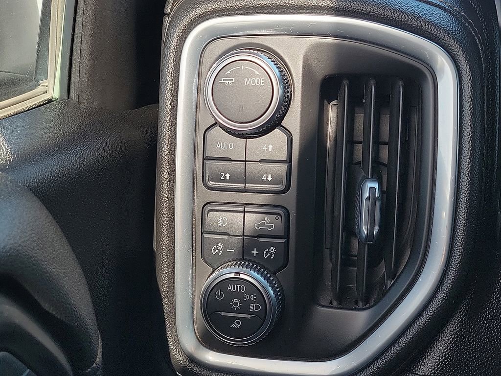Used 2021 GMC Sierra 1500 AT4 AWD/4WD image 16