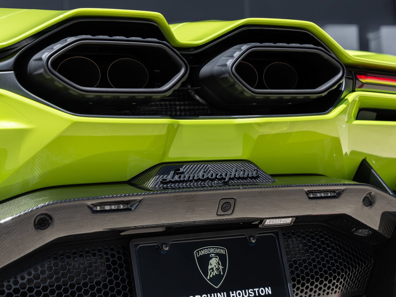Used 2025 Lamborghini Revuelto AWD/4WD image 14