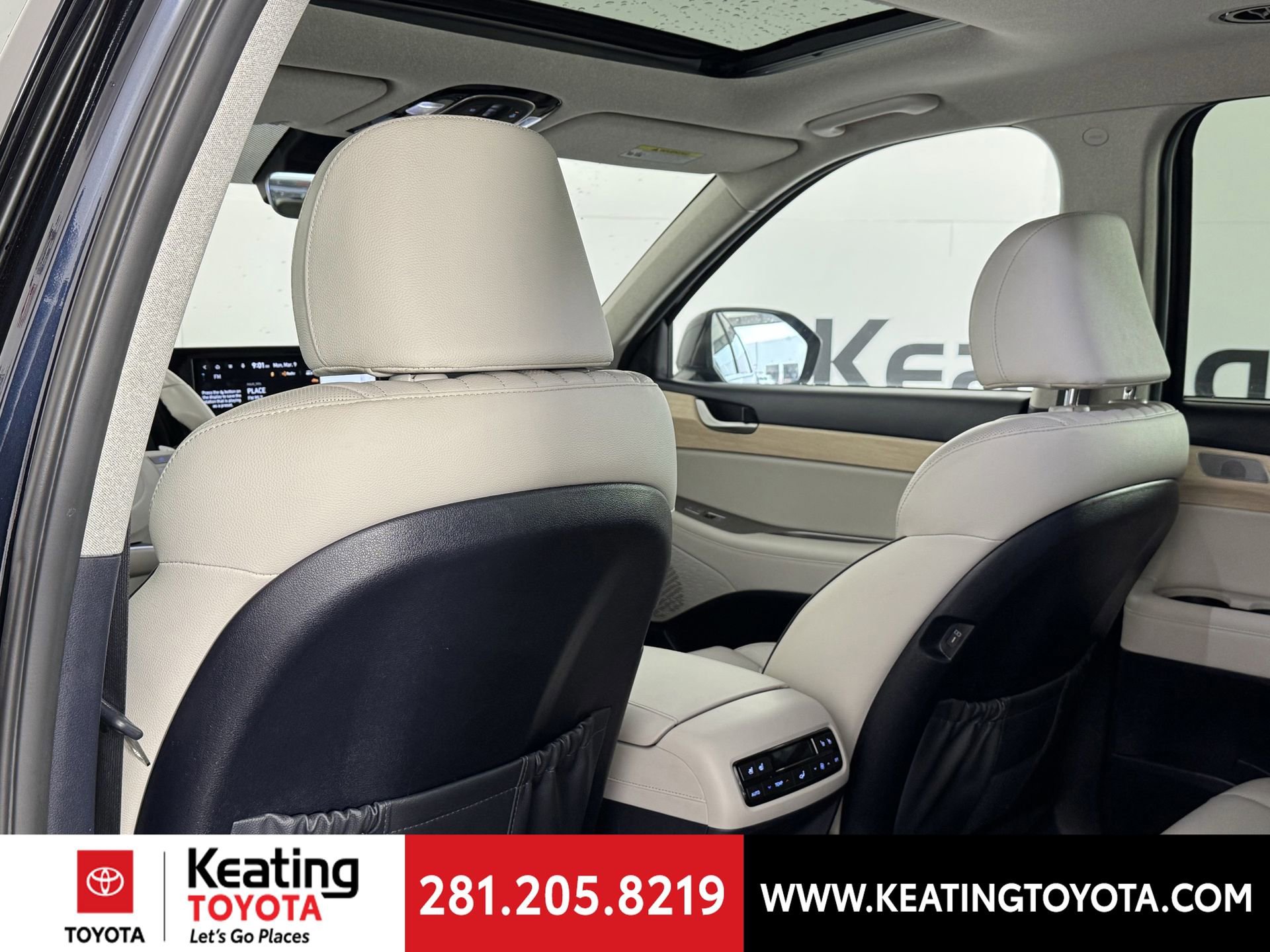 Used 2024 Hyundai Palisade Limited image 16