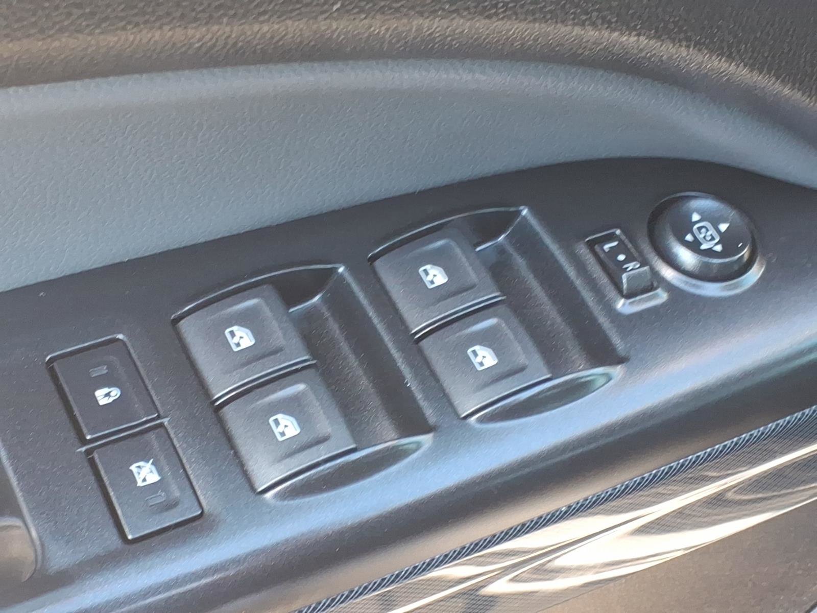Used 2019 Chevrolet Colorado Z71 image 14