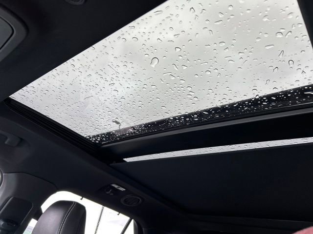 Certified 2020 Ford Explorer ST w/ Premium Technology Package image 28